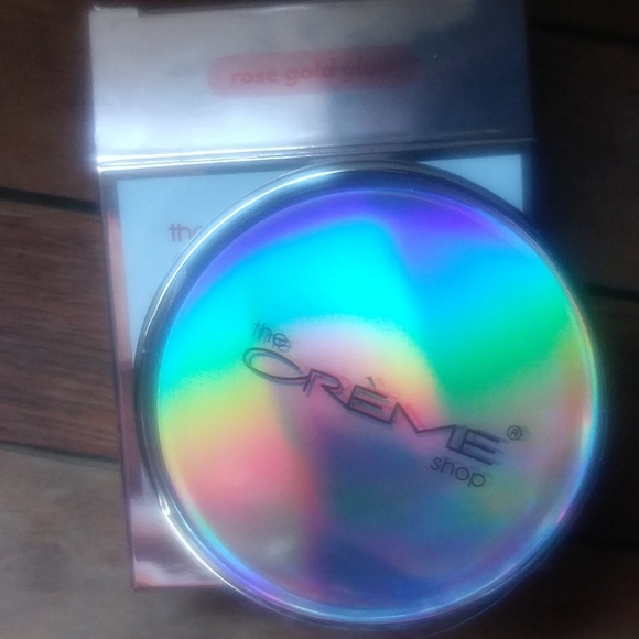 Make up - Picture 2 of 3